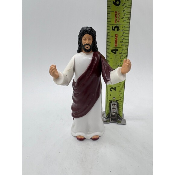 Vintage Jesus Christ 2001 Accoutrements 5 Inch Poseable Action Figure - Picture 2 of 7